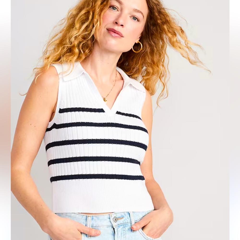 Old Navy Sleeveless Rib-Knit Sweater Striped Cropped Polo in navy